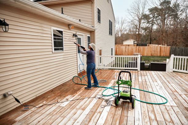 Why Choose Our Certified Pressure Washing Experts for Your Project Needs in Country Clu, CA?